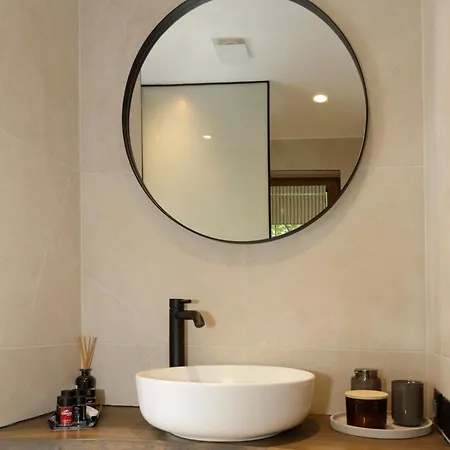 Kokiche 4 Friends, * Borovec